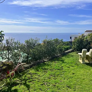 https://casa-rural-sobre-el-mar.in-canary-islands.com
